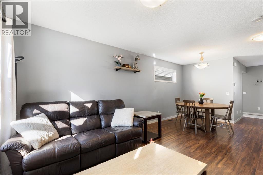 42 Copperpond Place Se Property Photo 7