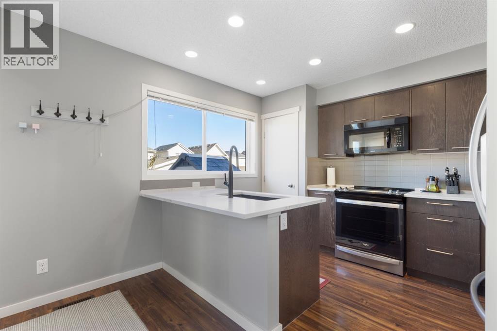 42 Copperpond Place Se Property Photo 12
