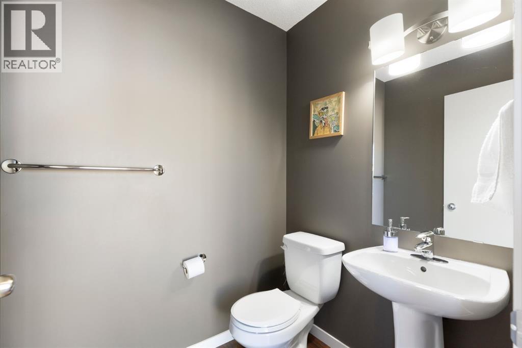 42 Copperpond Place Se Property Photo 18