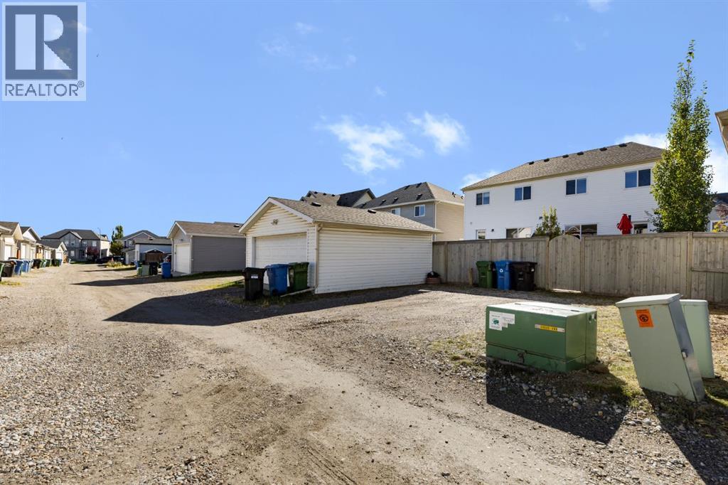 42 Copperpond Place Se Property Photo 36