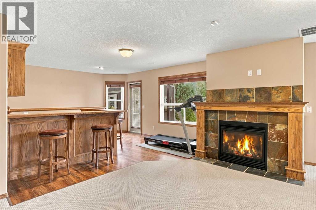 407 Lineham Acres Bay Nw Property Photo 37
