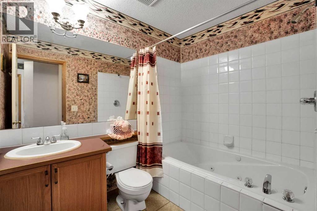 177 Erin Circle Se Property Photo 9