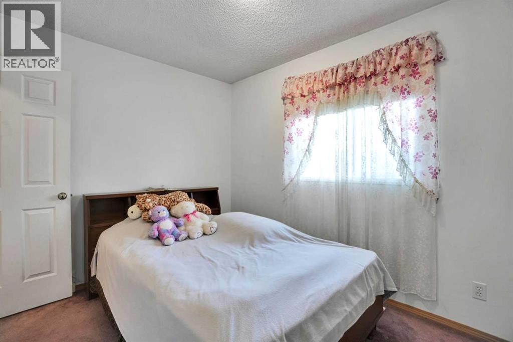 177 Erin Circle Se Property Photo 18