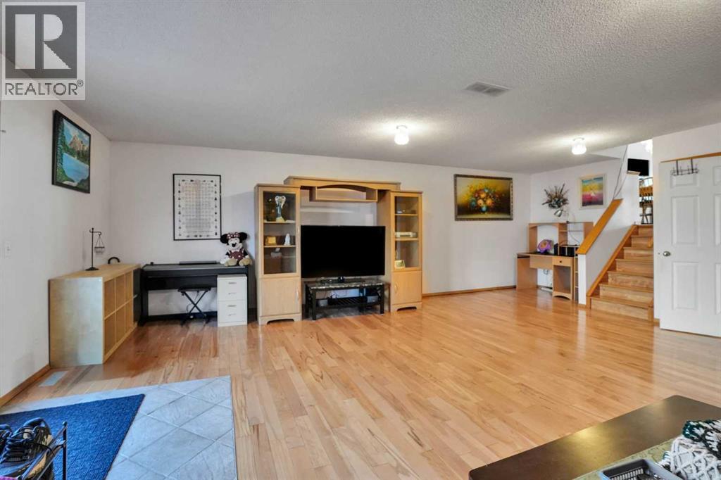 177 Erin Circle Se Property Photo 25