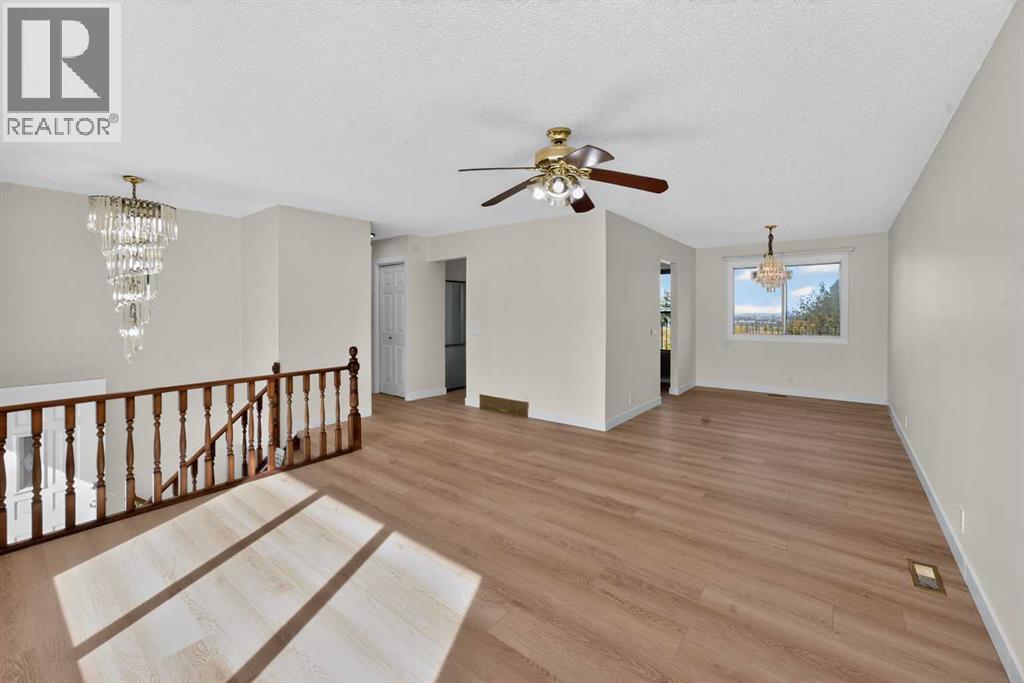 63 Beaconsfield Crescent Nw Property Photo 5