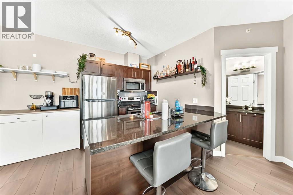 325 3 Street Southeast Property Photo 11