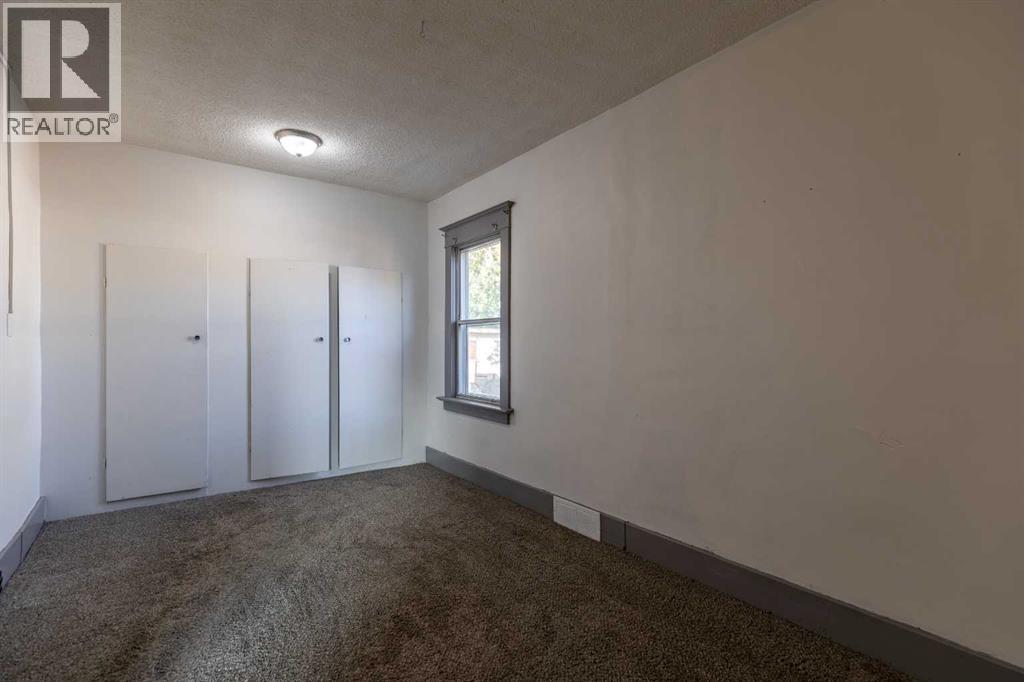 1114 Bridge Street Se Property Photo 13