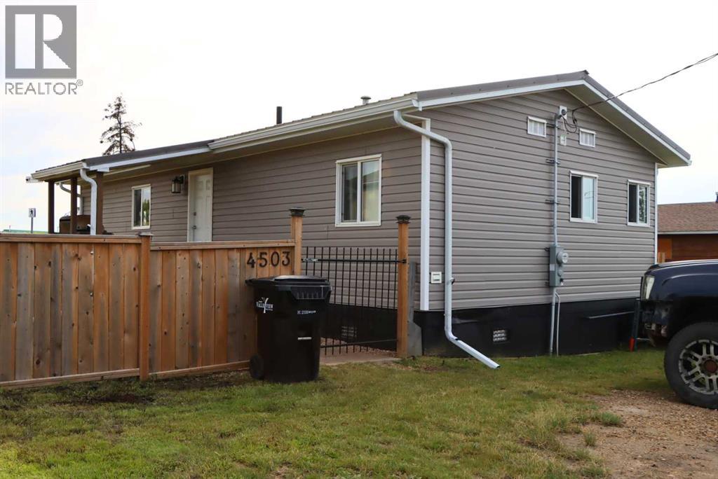 4503 50 Avenue Property Photo 1