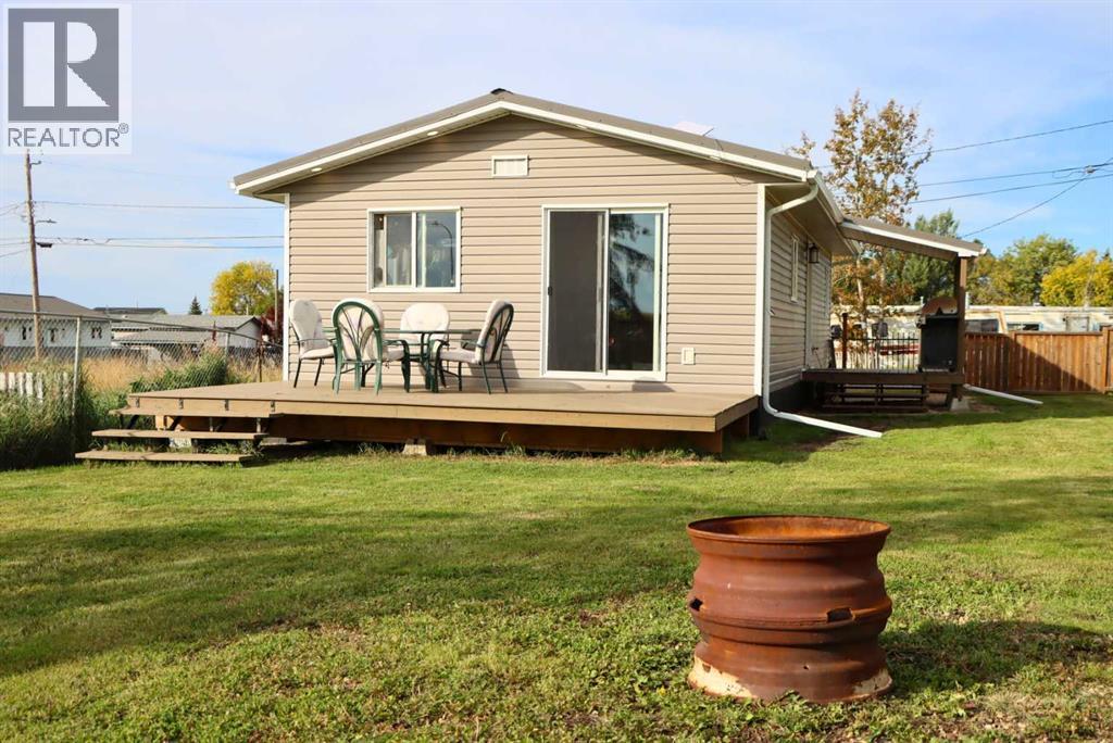 4503 50 Avenue Property Photo 7