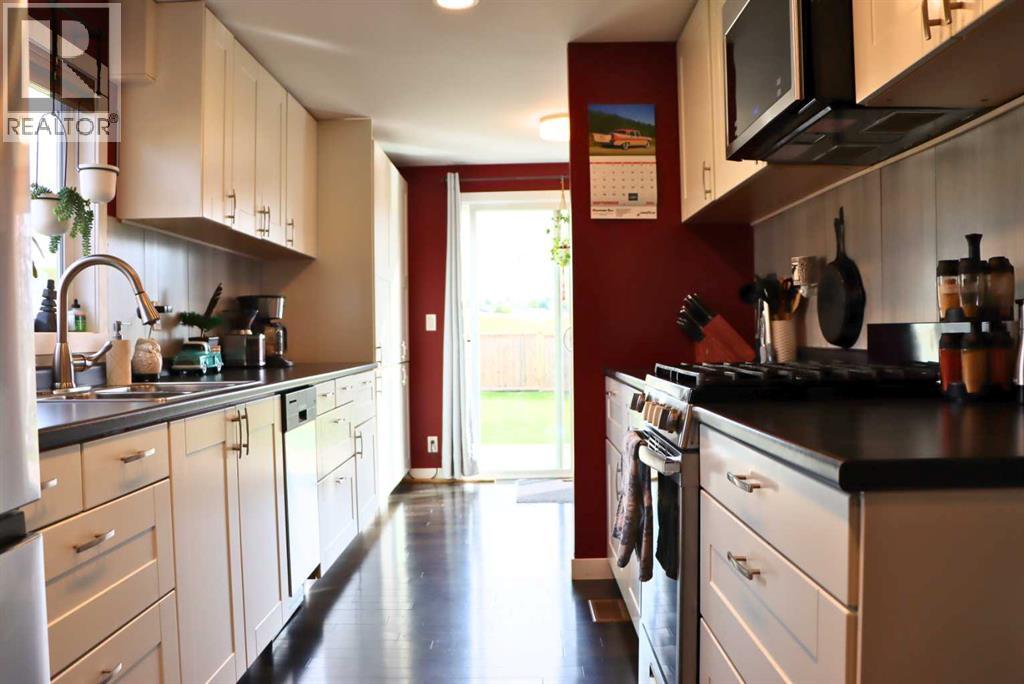 4503 50 Avenue Property Photo 11
