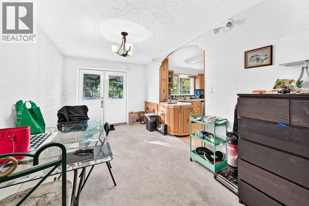 4015 Centre B Street Nw Property Photo 10