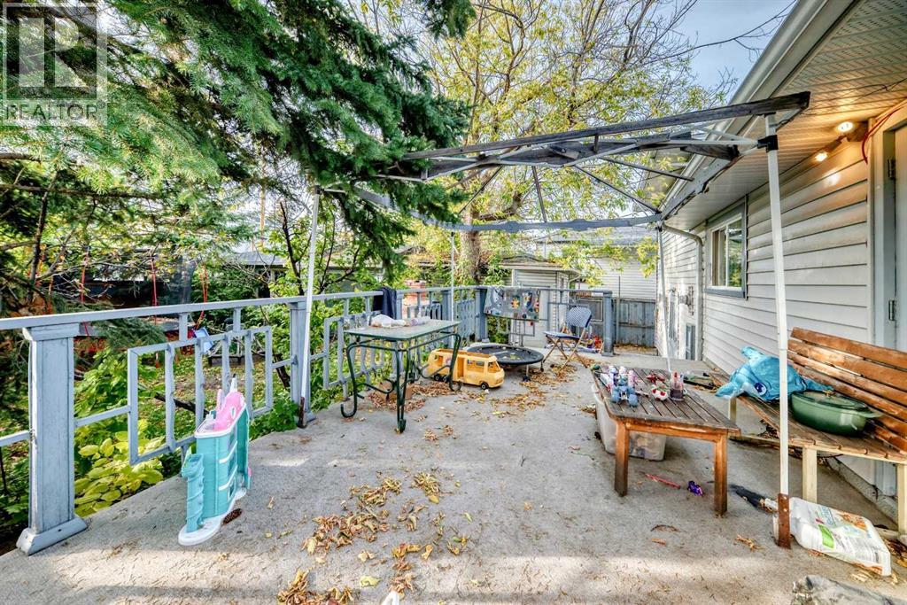 4015 Centre B Street Nw Property Photo 11