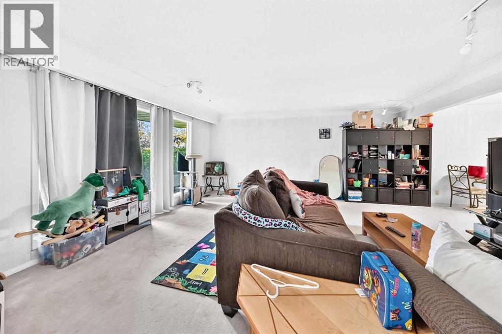 4015 Centre B Street Nw Property Photo 18