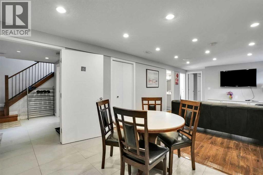 1115 Marcombe Crescent Ne Property Photo 32