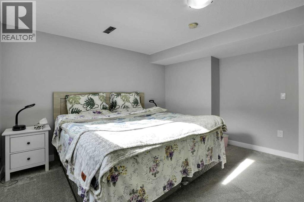 1115 Marcombe Crescent Ne Property Photo 38