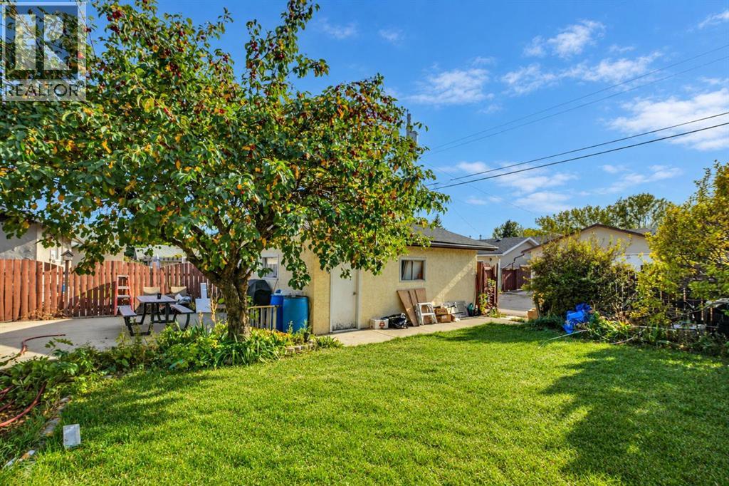 1115 Marcombe Crescent Ne Property Photo 42