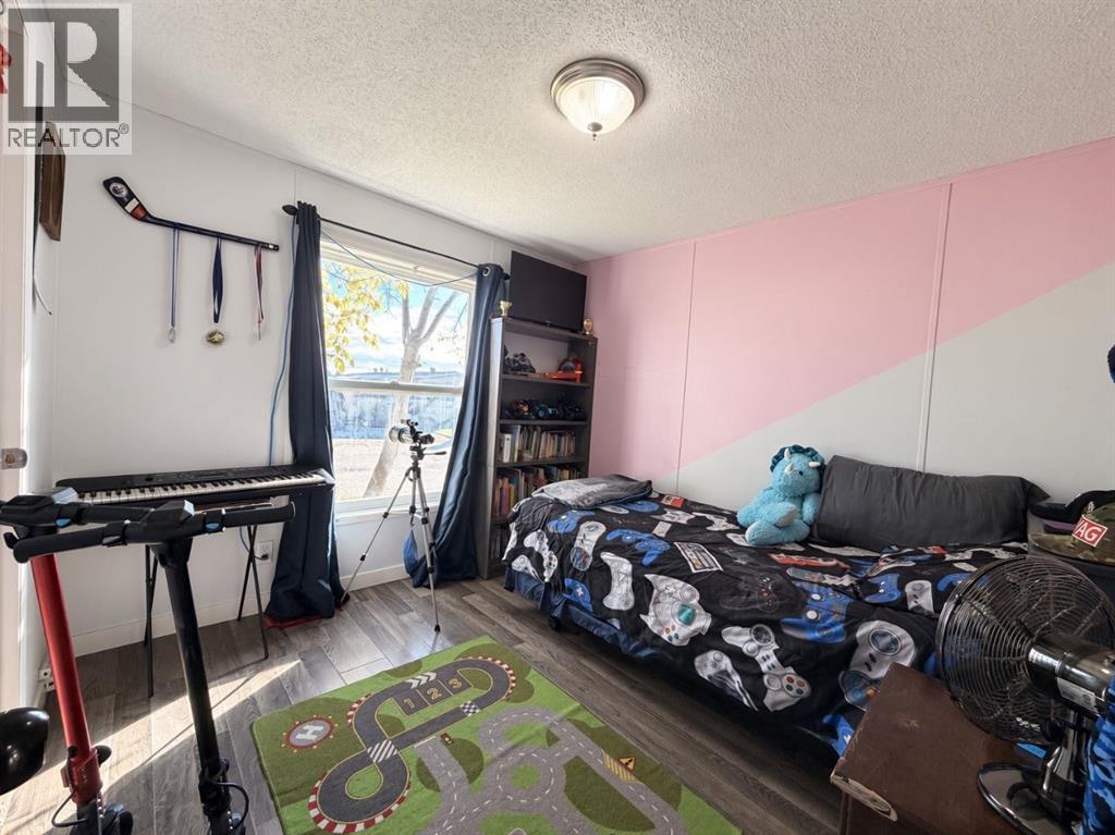 #85 9824 104 Avenue Property Photo 7