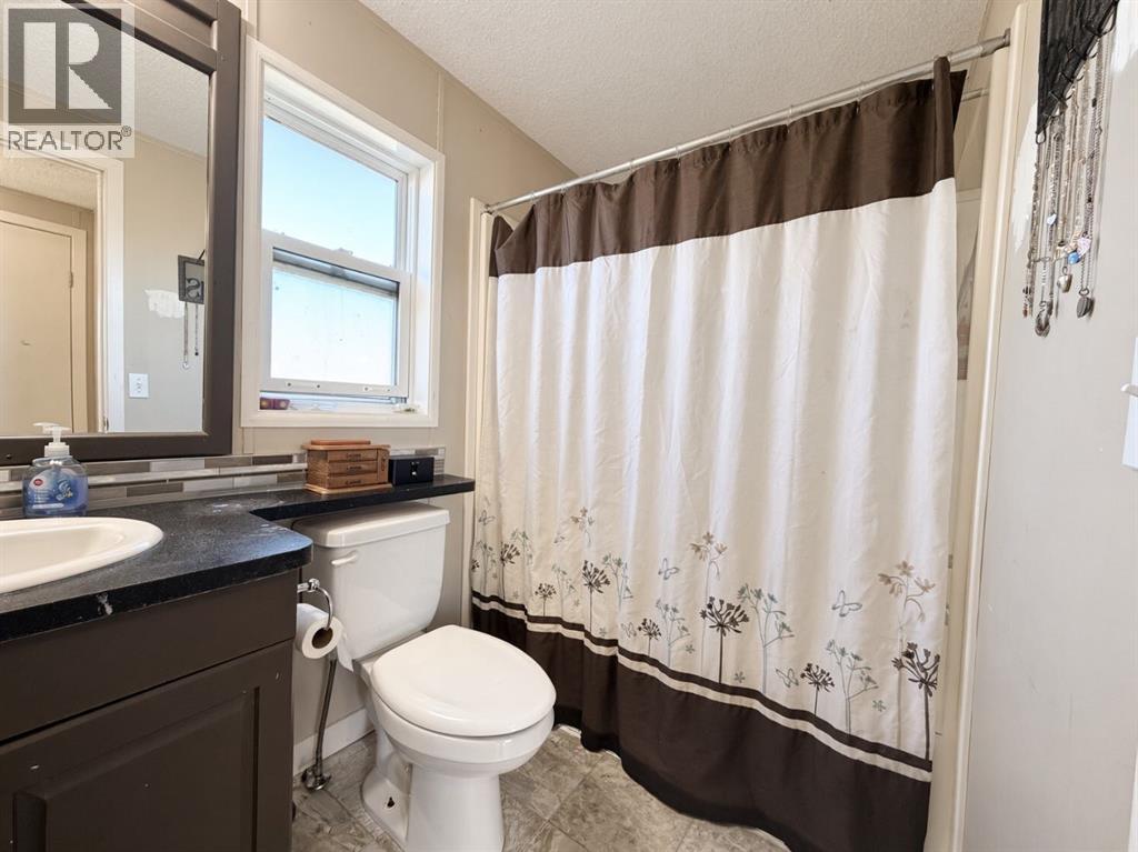 #85 9824 104 Avenue Property Photo 8