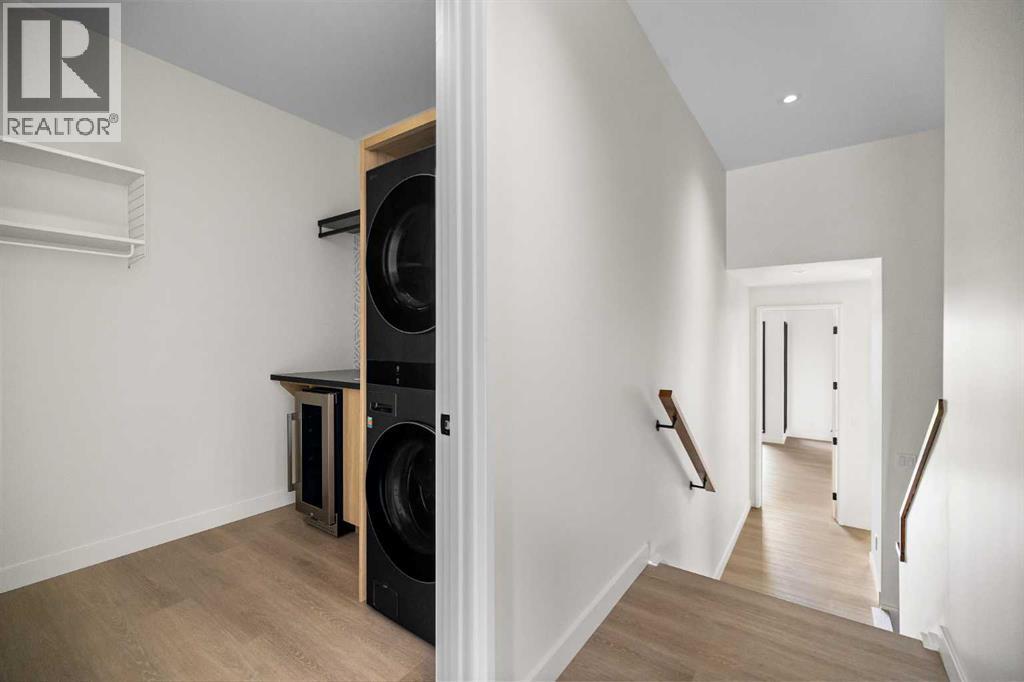 3d Willow Crescent Sw Property Photo 18