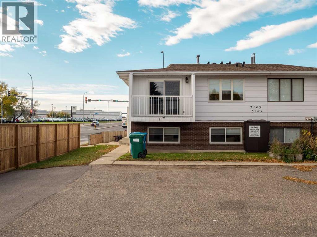 2145 5 Avenue North Property Photo 3