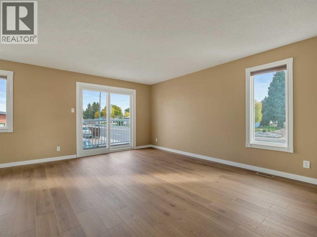 2145 5 Avenue North Property Photo 8