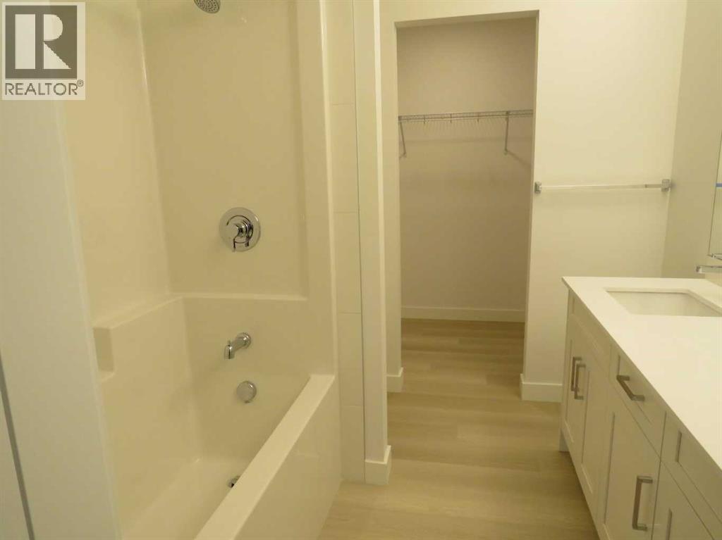 70 Sage Hill Walk Northwest Property Photo 16