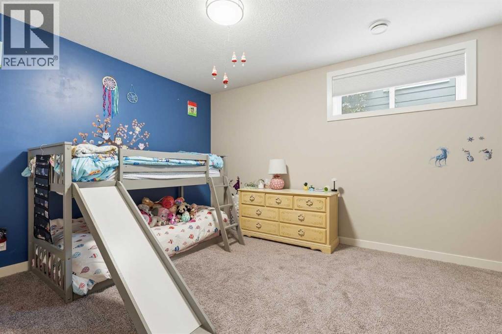 237 Mahogany Parade Se Property Photo 25