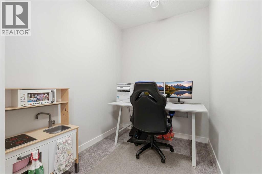 237 Mahogany Parade Se Property Photo 26