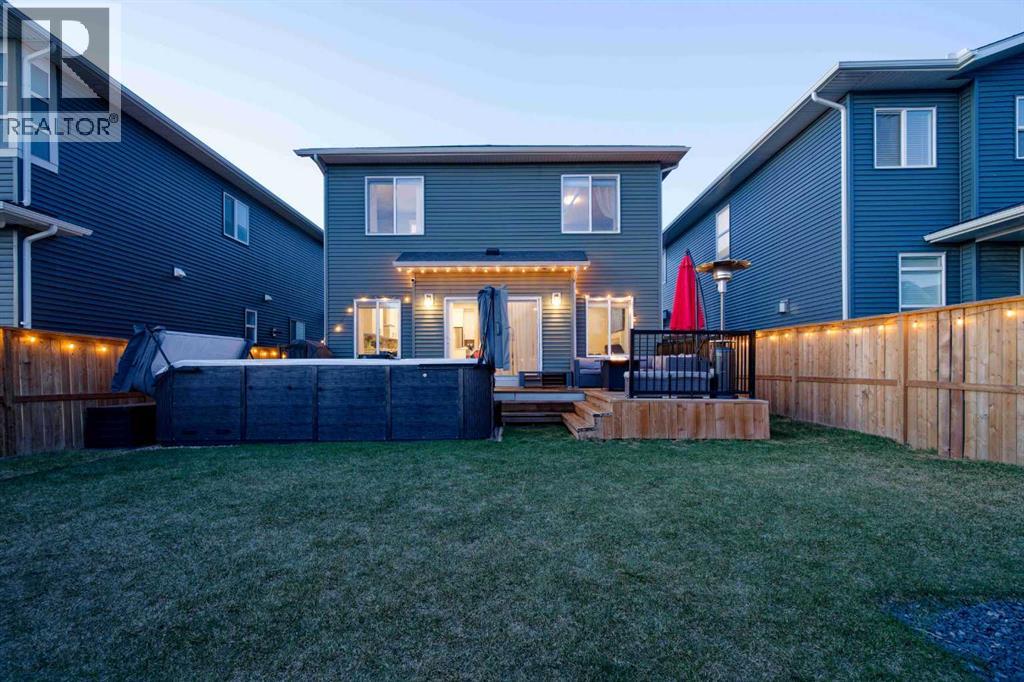 1595 Baywater Street Sw Property Photo 3