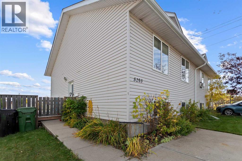 5203 41 Street Property Photo 19