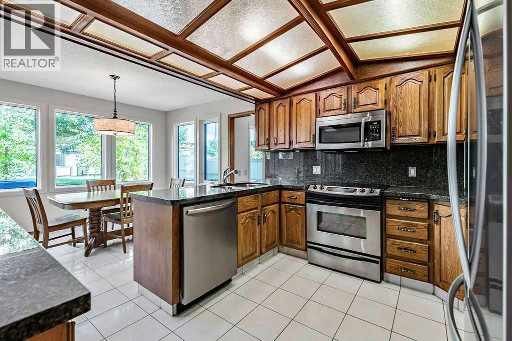 56 Bernard Way Nw Property Photo 7