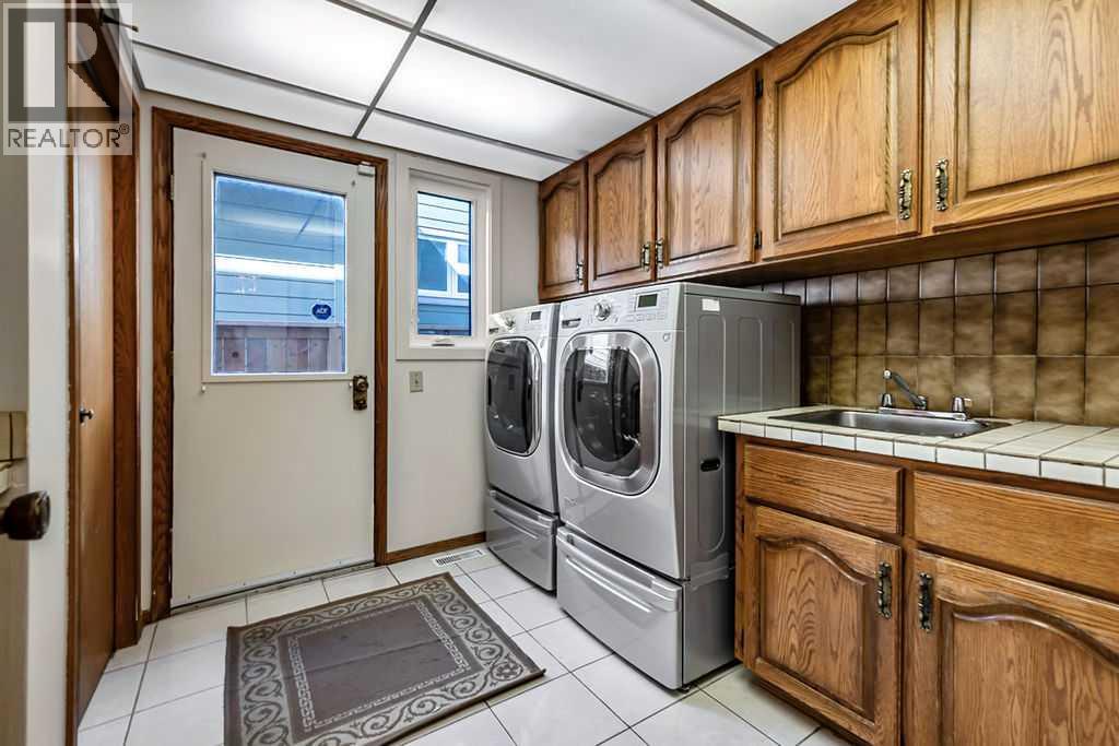 56 Bernard Way Nw Property Photo 13