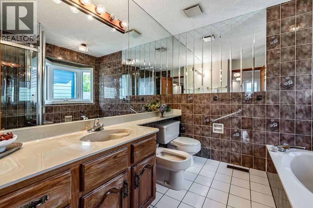 56 Bernard Way Nw Property Photo 17
