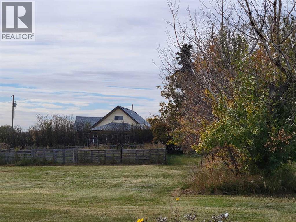 38024 182 Range Property Photo 3