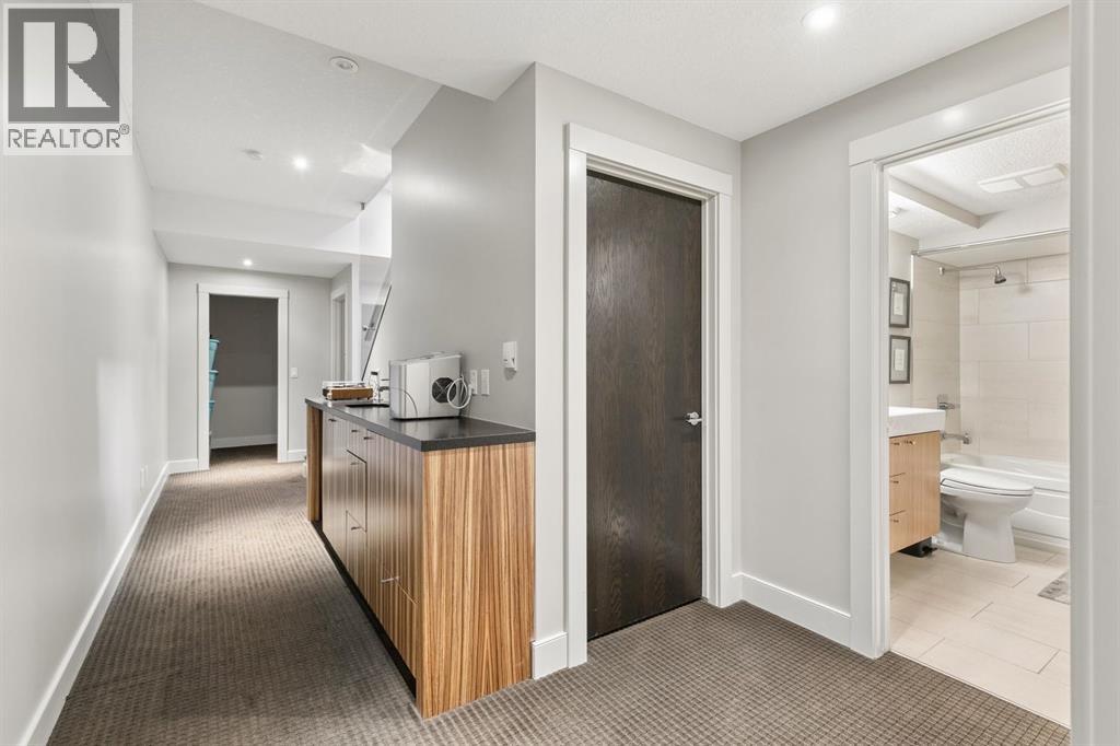 1904 50 Avenue Sw Property Photo 36