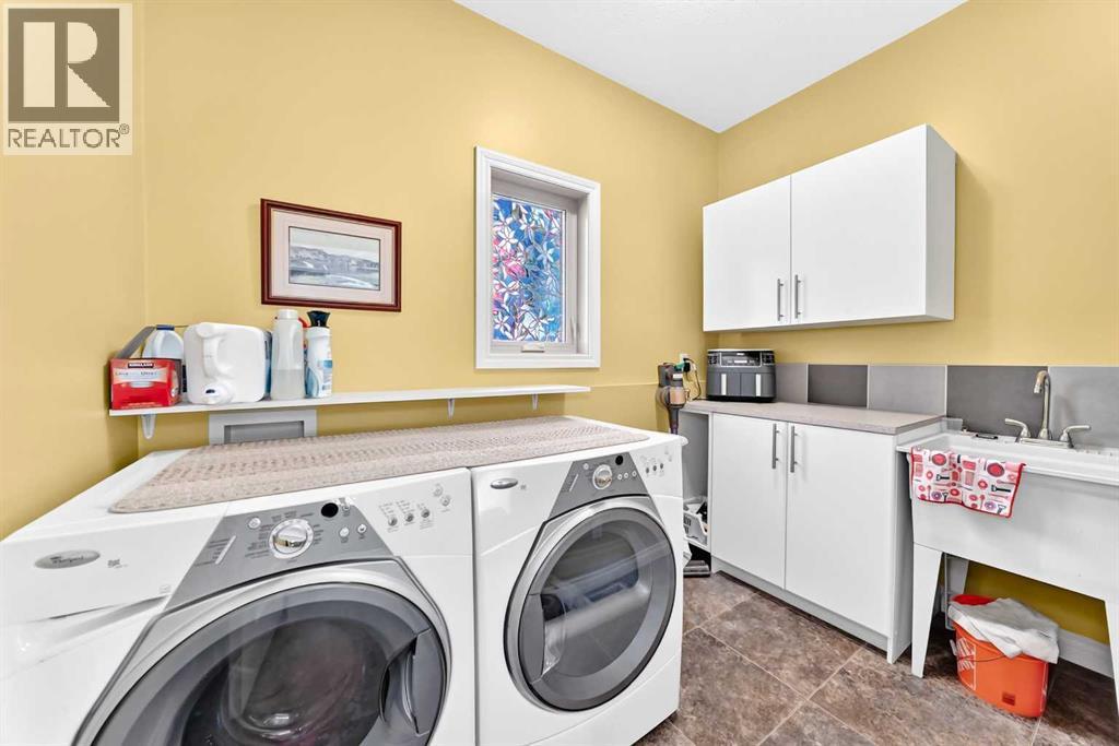 6444 Cedar Way Property Photo 8