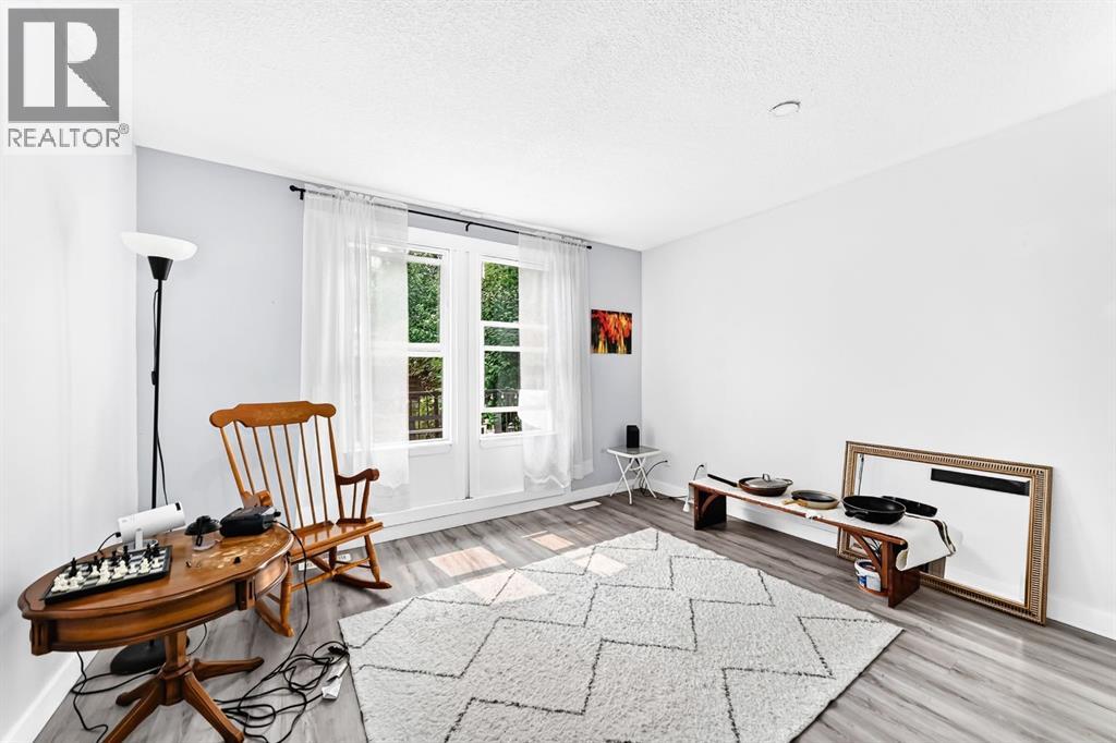 19 Berwick Crescent Nw Property Photo 19