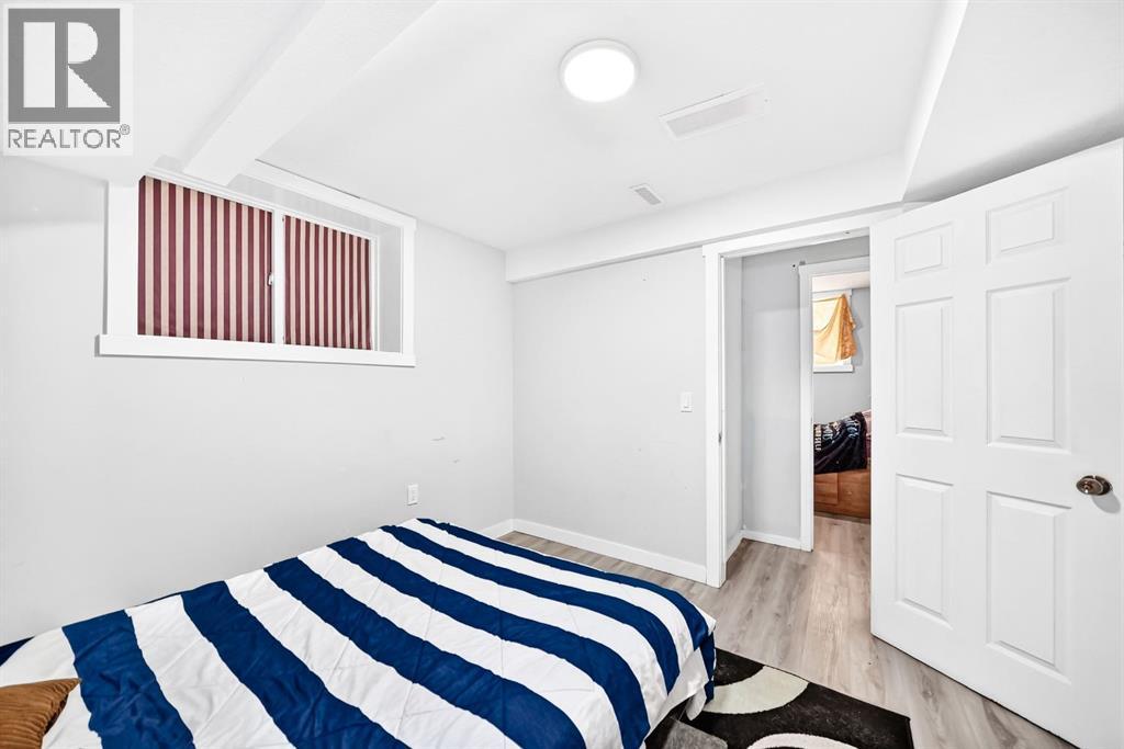 19 Berwick Crescent Nw Property Photo 41