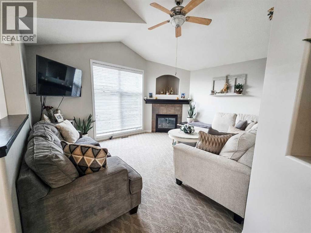 5501 17 Avenue Property Photo 11