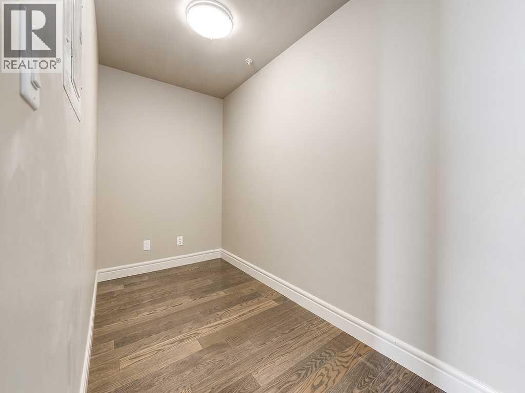 817 15 Avenue Southwest Property Photo 10