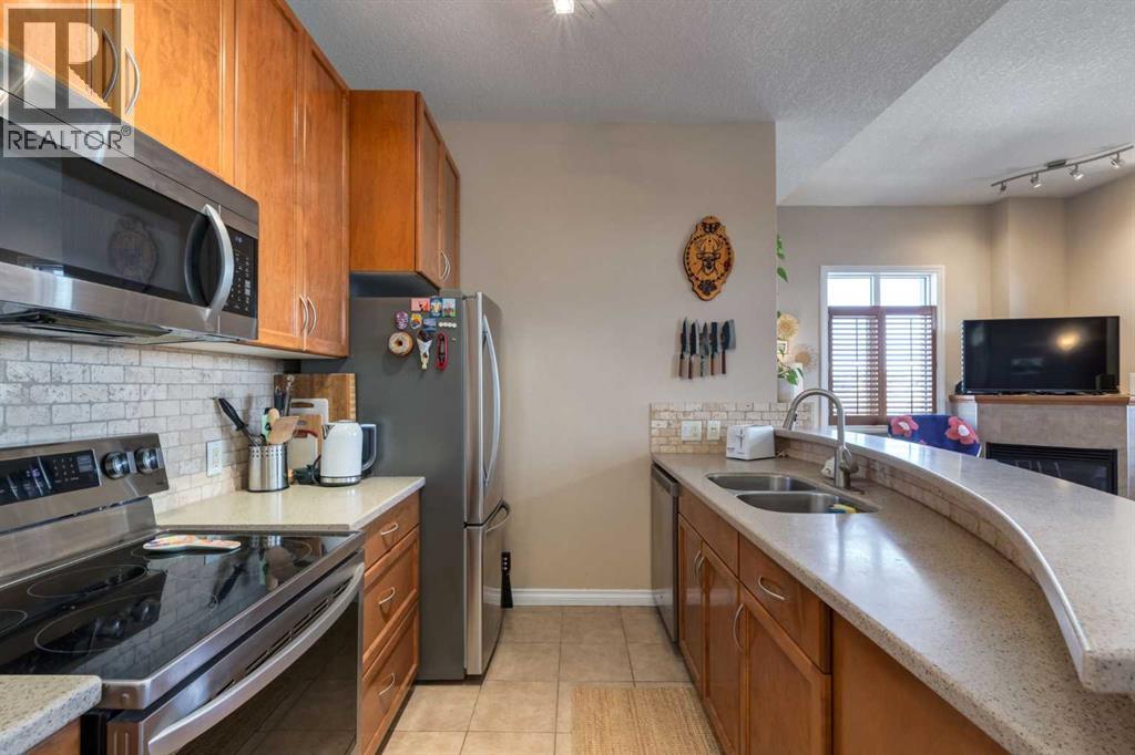 930 Centre Avenue Northeast Property Photo 7