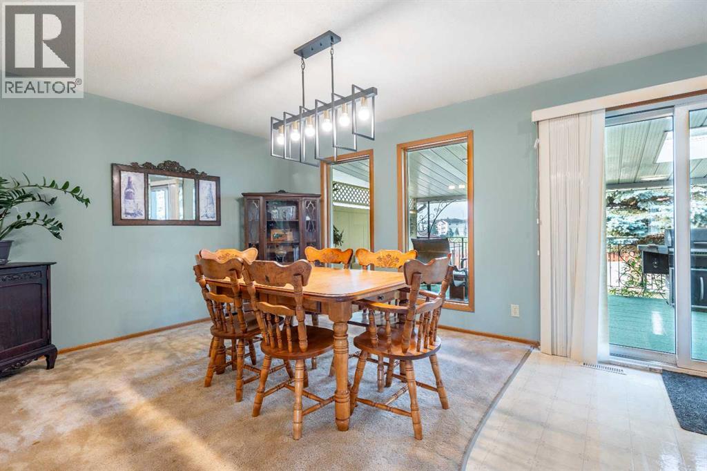 5825 52 Street Property Photo 12