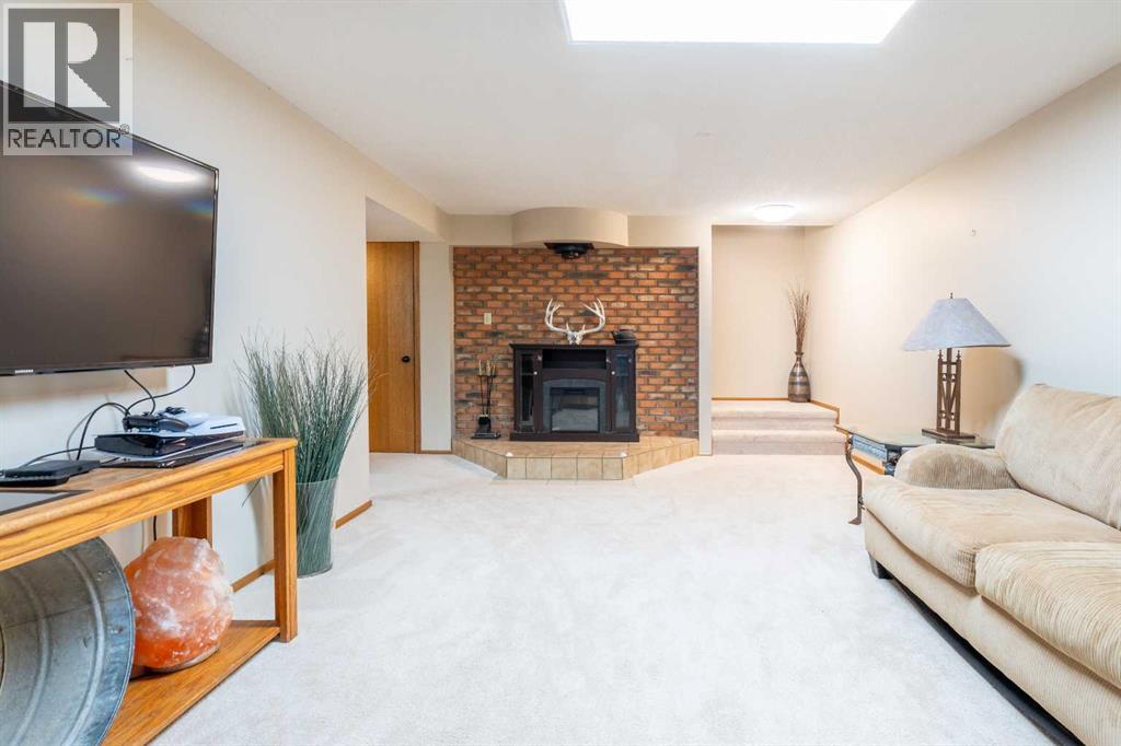 5825 52 Street Property Photo 29