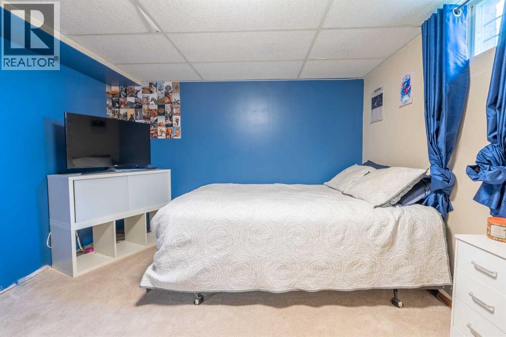 5825 52 Street Property Photo 34