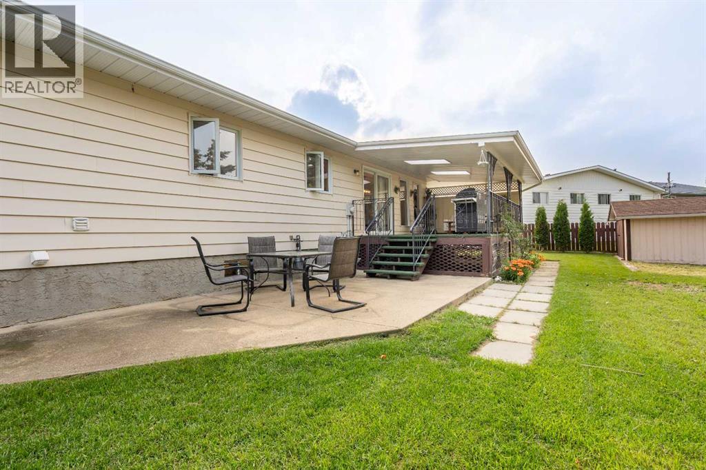 5825 52 Street Property Photo 39