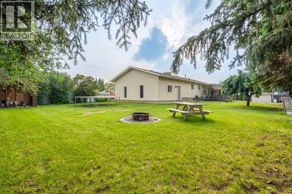 5825 52 Street Property Photo 42