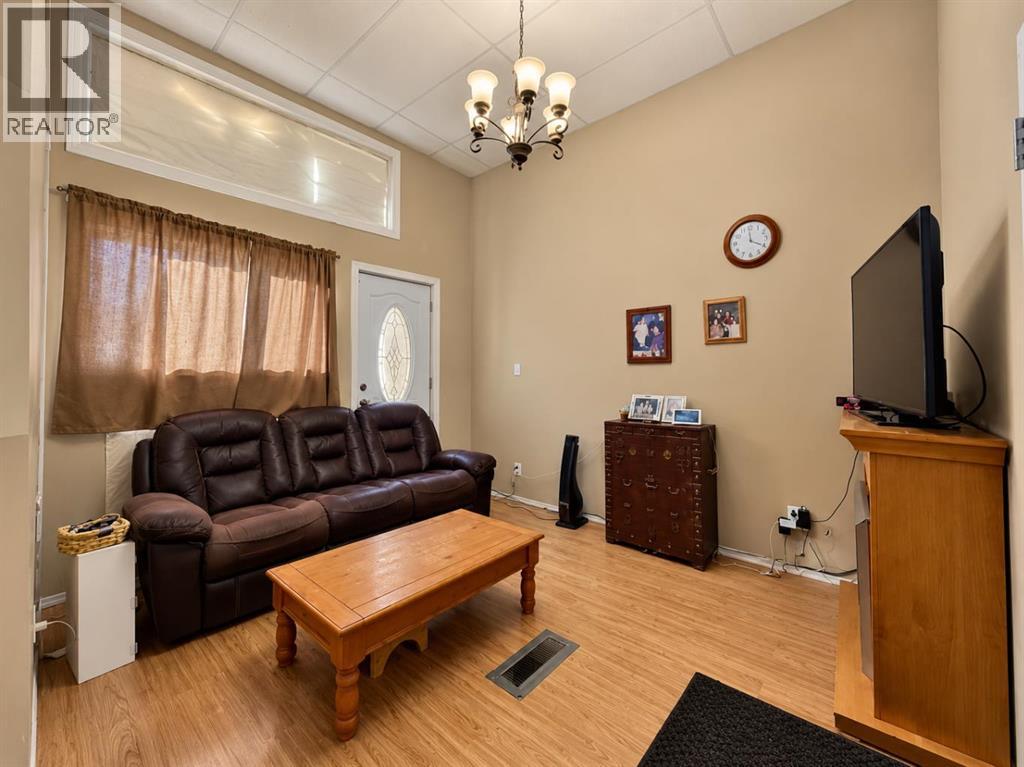 122 Main Street Property Photo 21