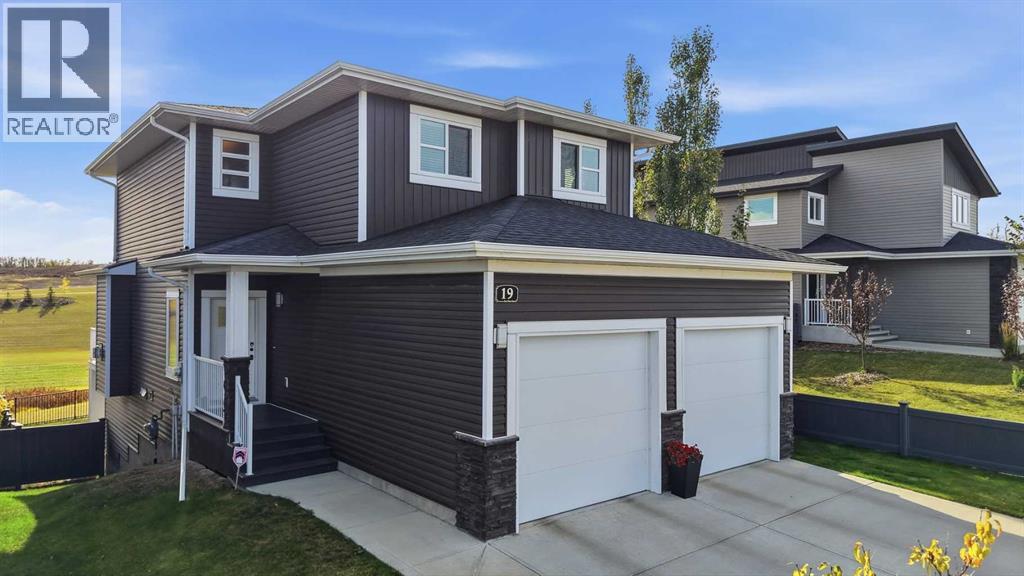 19 Vanveller Way Property Photo 2