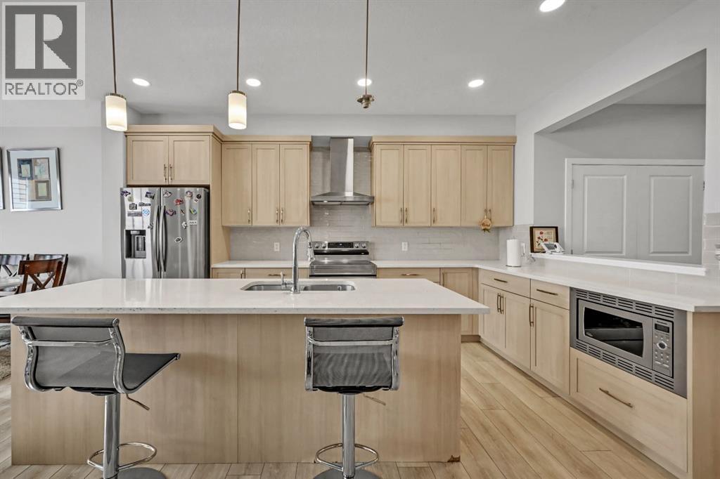 213 Walgrove Boulevard Se Property Photo 8