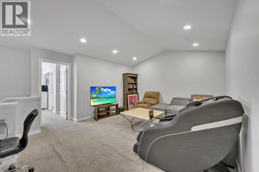 213 Walgrove Boulevard Se Property Photo 24